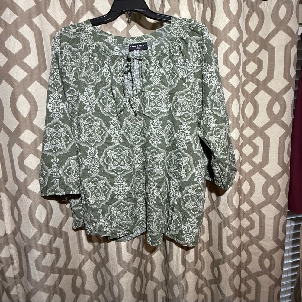 Lane Bryant Olive Patterned Blouse Size 26/28  0071